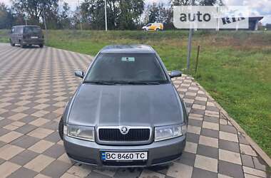 Лифтбек Skoda Octavia 2000 в Самборе