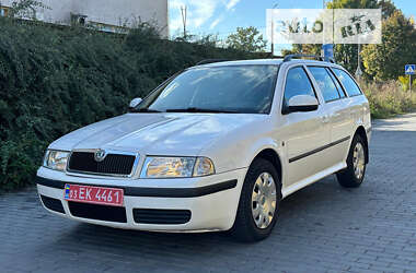 Універсал Skoda Octavia 2009 в Луцьку