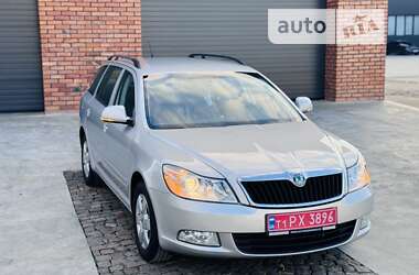 Универсал Skoda Octavia 2012 в Иршаве