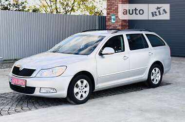 Универсал Skoda Octavia 2012 в Иршаве