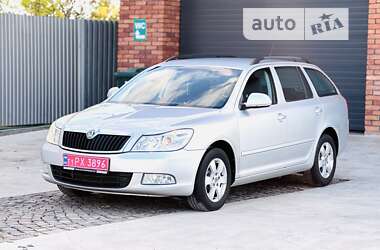 Универсал Skoda Octavia 2012 в Иршаве