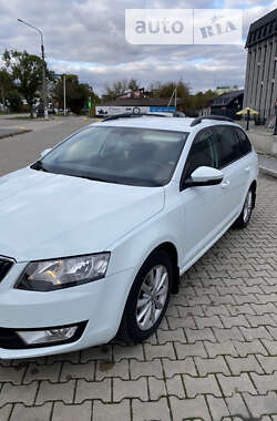 Универсал Skoda Octavia 2016 в Ивано-Франковске