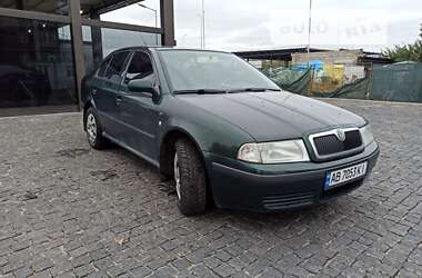 Лифтбек Skoda Octavia 2004 в Киеве