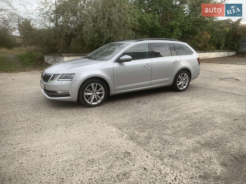 Універсал Skoda Octavia 2018 в Сваляві