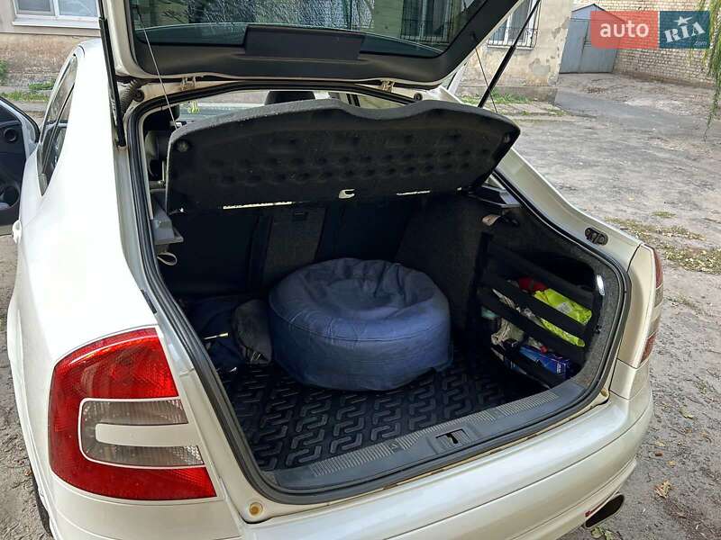 Ліфтбек Skoda Octavia 2008 в Кривому Розі