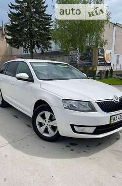 Універсал Skoda Octavia 2014 в Львові