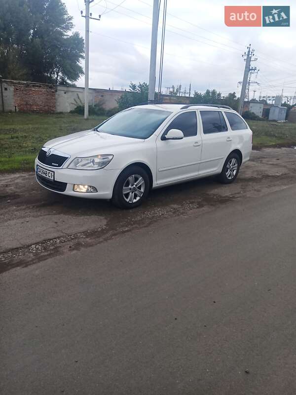 Универсал Skoda Octavia 2011 в Черкассах