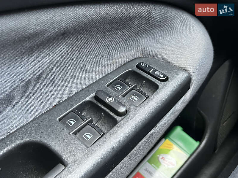 Универсал Skoda Octavia 2001 в Киеве