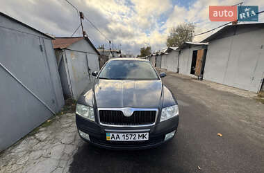 Лифтбек Skoda Octavia 2006 в Киеве