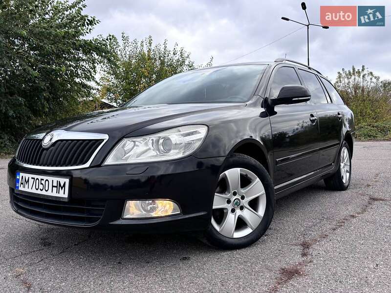 Універсал Skoda Octavia 2009 в Звягелі