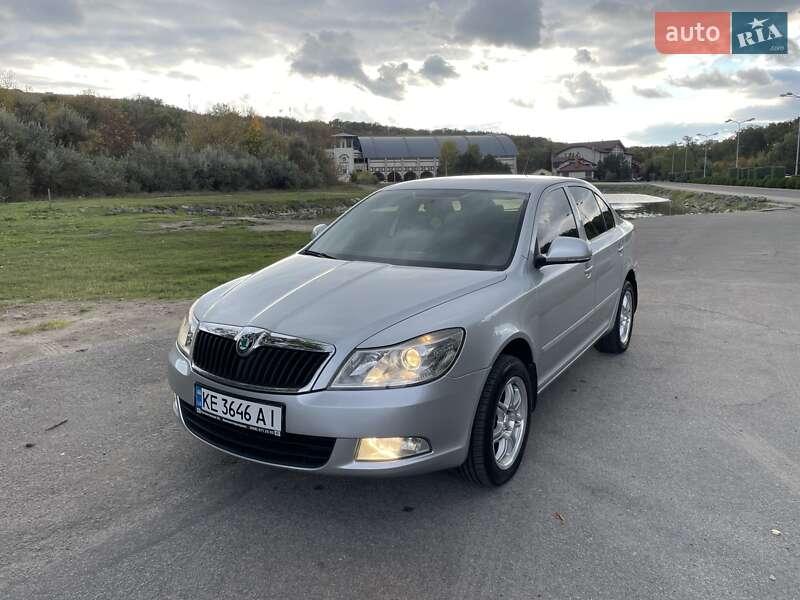 Лифтбек Skoda Octavia 2011 в Днепре