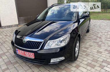 Універсал Skoda Octavia 2009 в Дніпрі