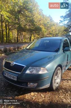 Универсал Skoda Octavia 2005 в Заречном