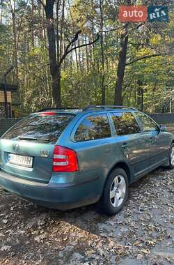 Универсал Skoda Octavia 2005 в Заречном