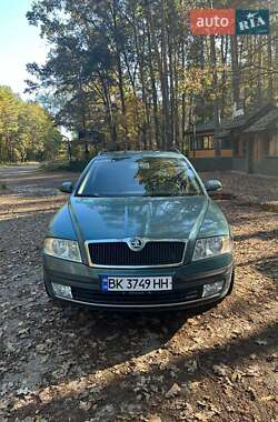 Универсал Skoda Octavia 2005 в Заречном