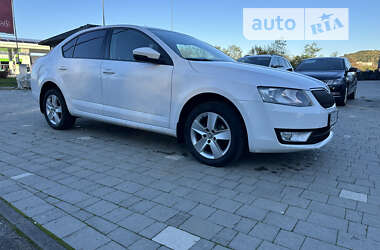 Лифтбек Skoda Octavia 2015 в Иршаве