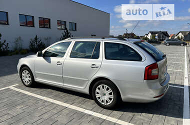 Универсал Skoda Octavia 2010 в Луцке