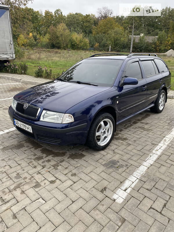 Универсал Skoda Octavia 2003 в 