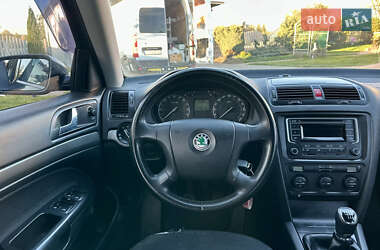 Лифтбек Skoda Octavia 2006 в Новояворовске