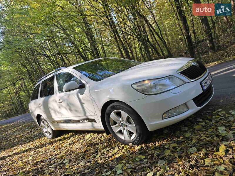 Skoda Octavia 2012 Skoda Octavia 2012
