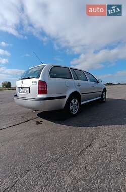 Универсал Skoda Octavia 2002 в Баре