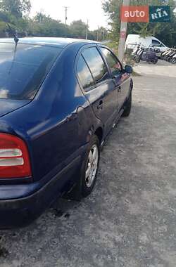 Лифтбек Skoda Octavia 2000 в 