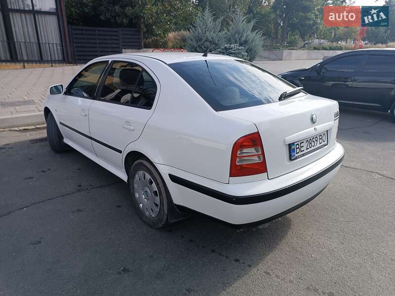 Лифтбек Skoda Octavia 2005 в Николаеве