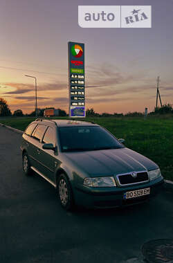 Універсал Skoda Octavia 2003 в Золочеві