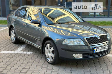 Лифтбек Skoda Octavia 2005 в Ивано-Франковске