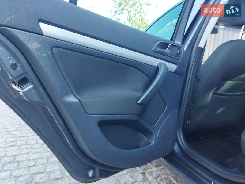 Универсал Skoda Octavia 2009 в Житомире