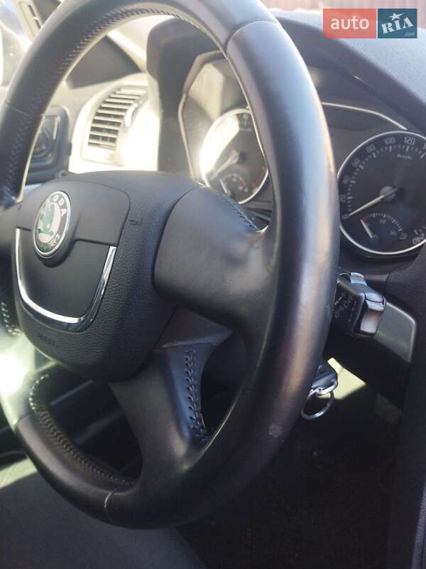Универсал Skoda Octavia 2009 в Житомире