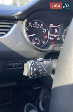Лифтбек Skoda Octavia 2013 в 