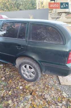 Универсал Skoda Octavia 2000 в 