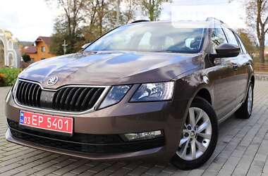 Универсал Skoda Octavia 2019 в Дрогобыче