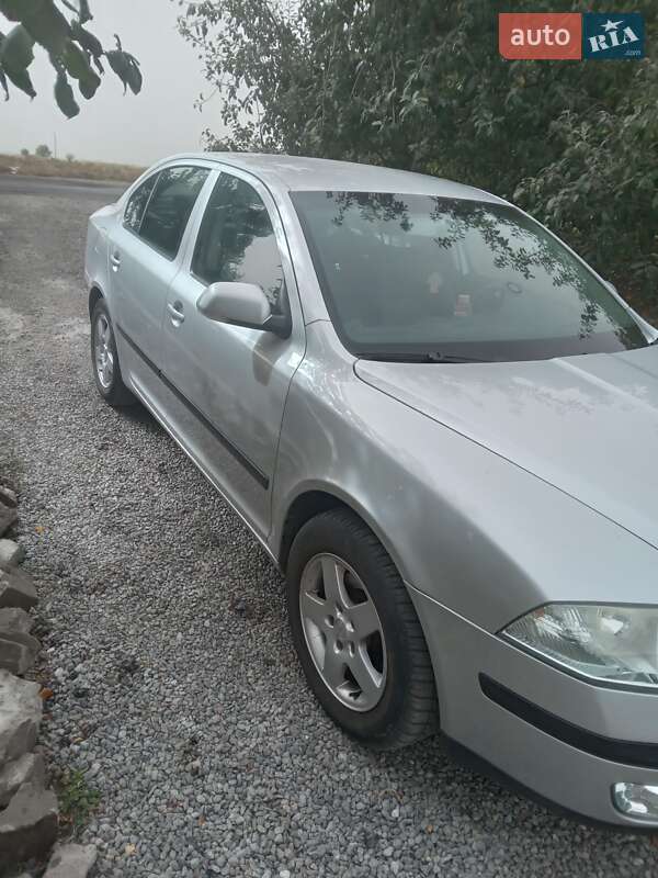 Універсал Skoda Octavia 2004 в Дніпрі