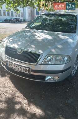 Універсал Skoda Octavia 2004 в Дніпрі