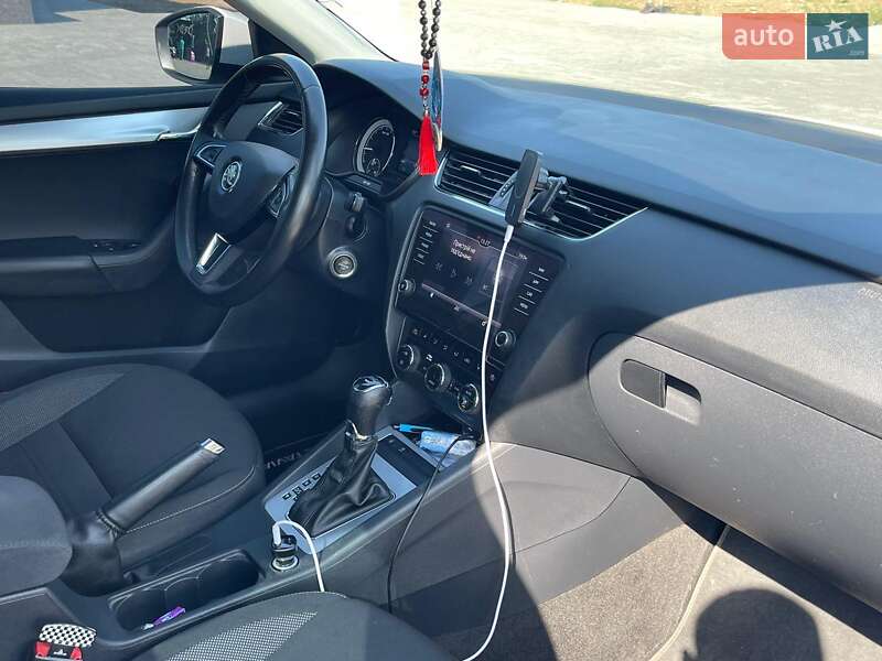 Універсал Skoda Octavia 2020 в Новодністровську