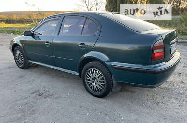 Ліфтбек Skoda Octavia 1998 в Теофіполі