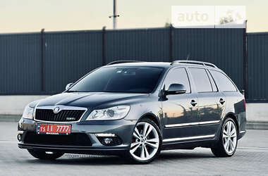 Універсал Skoda Octavia 2010 в Луцьку