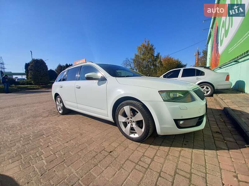 Универсал Skoda Octavia 2015 в Самборе