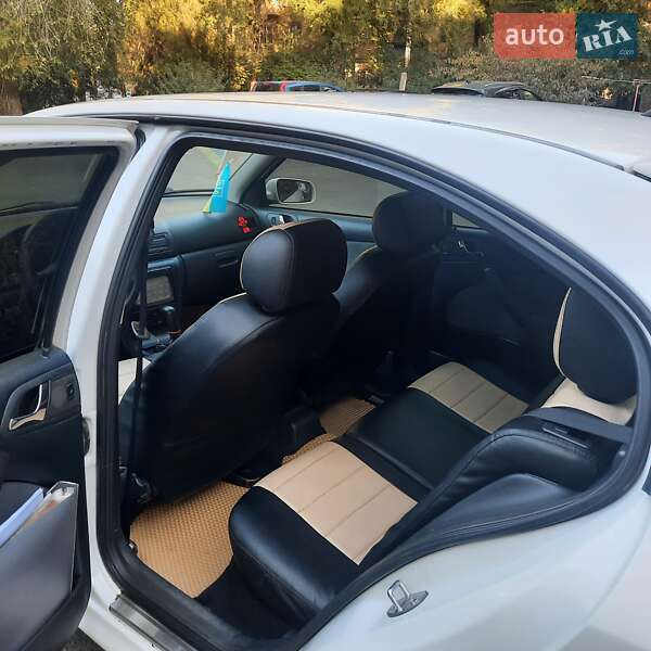 Лифтбек Skoda Octavia 2008 в Измаиле