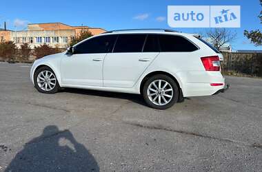 Универсал Skoda Octavia 2015 в Хмельницком