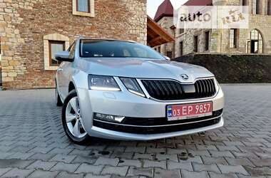 Универсал Skoda Octavia 2020 в Бережанах