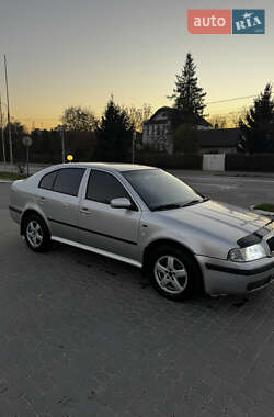 Лифтбек Skoda Octavia 2004 в Ивано-Франковске