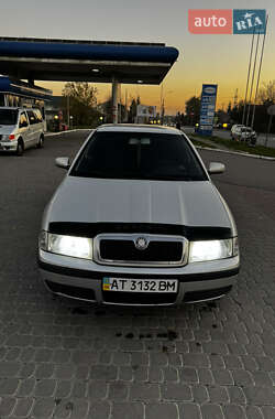 Лифтбек Skoda Octavia 2004 в Ивано-Франковске