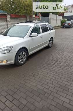 Универсал Skoda Octavia 2012 в Львове