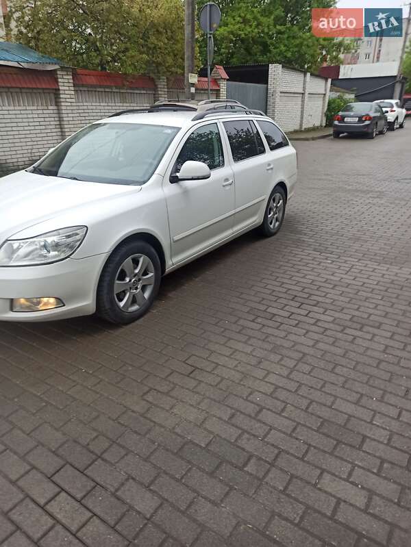 Універсал Skoda Octavia 2012 в Львові