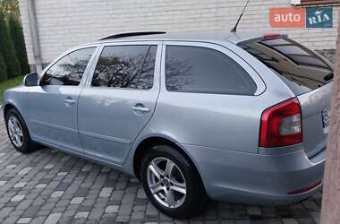 Универсал Skoda Octavia 2009 в 