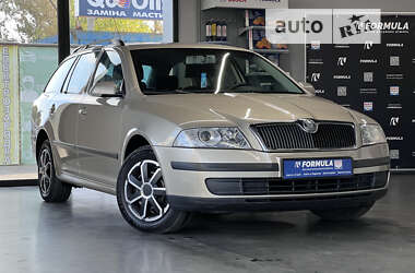 Универсал Skoda Octavia 2005 в Нововолынске