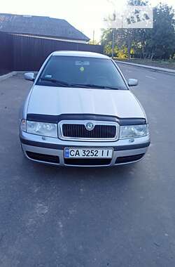 Универсал Skoda Octavia 2003 в Смеле